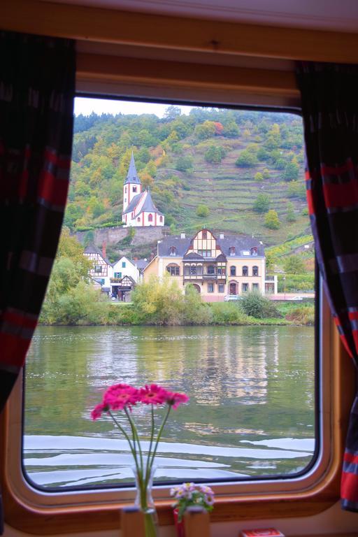 Hotelboat Allure Амстердам Экстерьер фото
